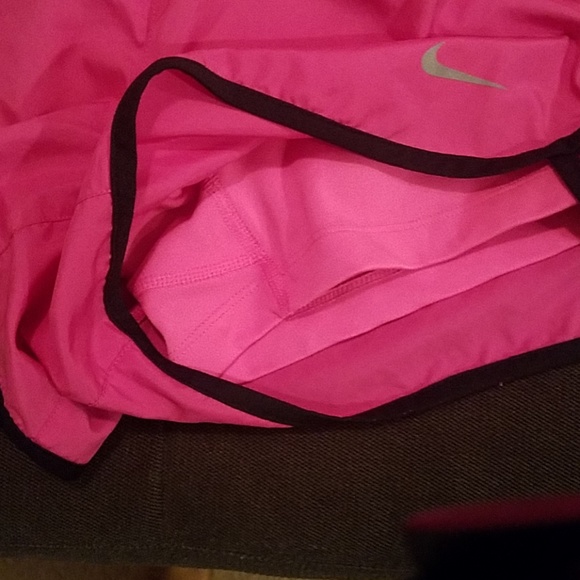 Nike Dri-fit Shorts Small - Picture 4 of 5